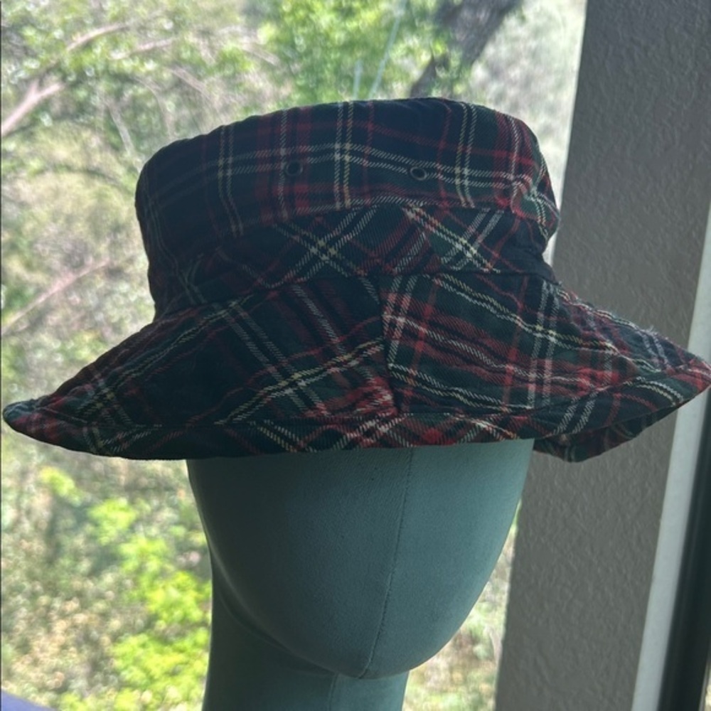 Banana Republic Wool Vintage Black & Red Plaid Bucket Hat